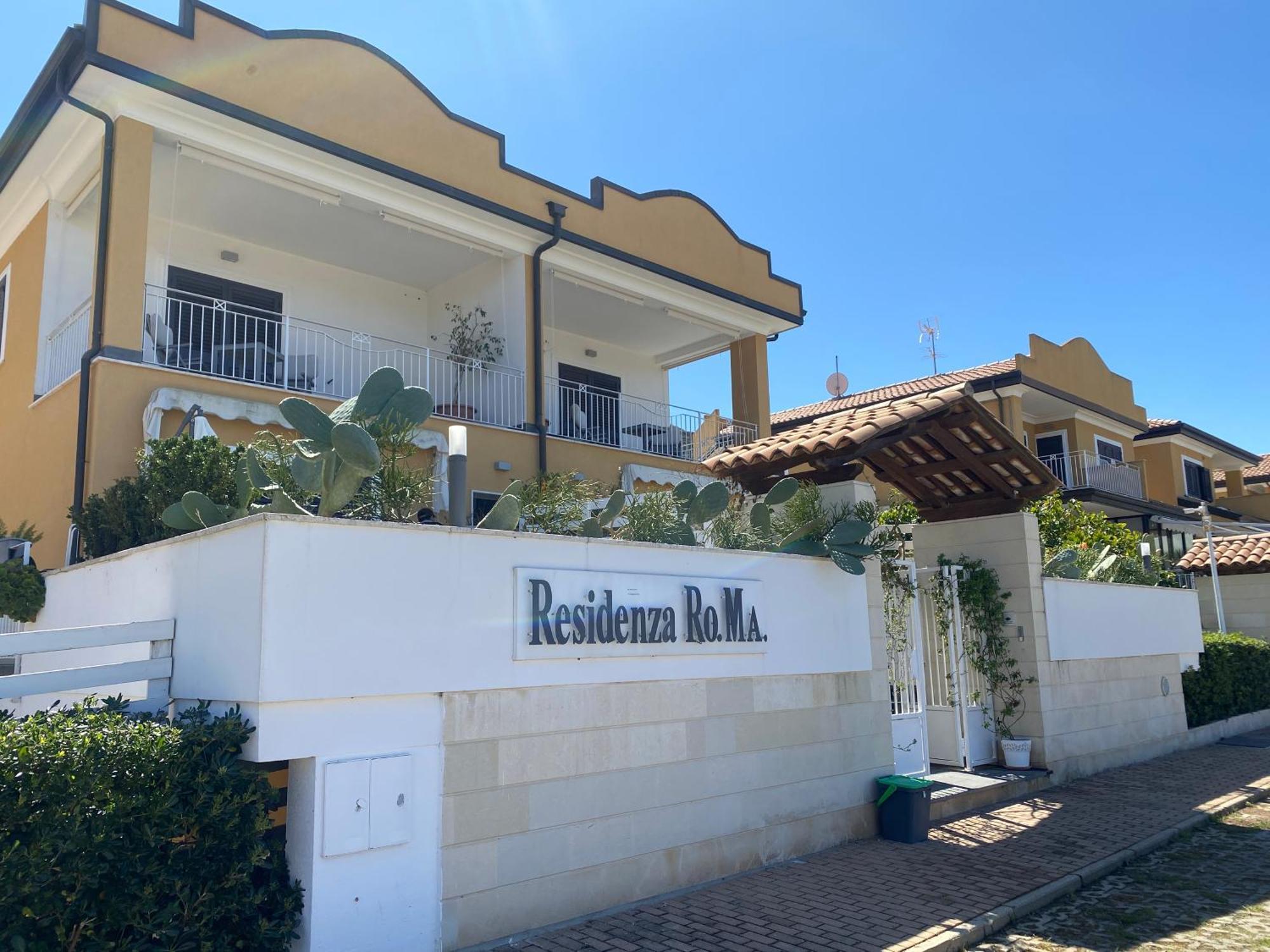 Bed and Breakfast Residenza Roma Тропея Экстерьер фото